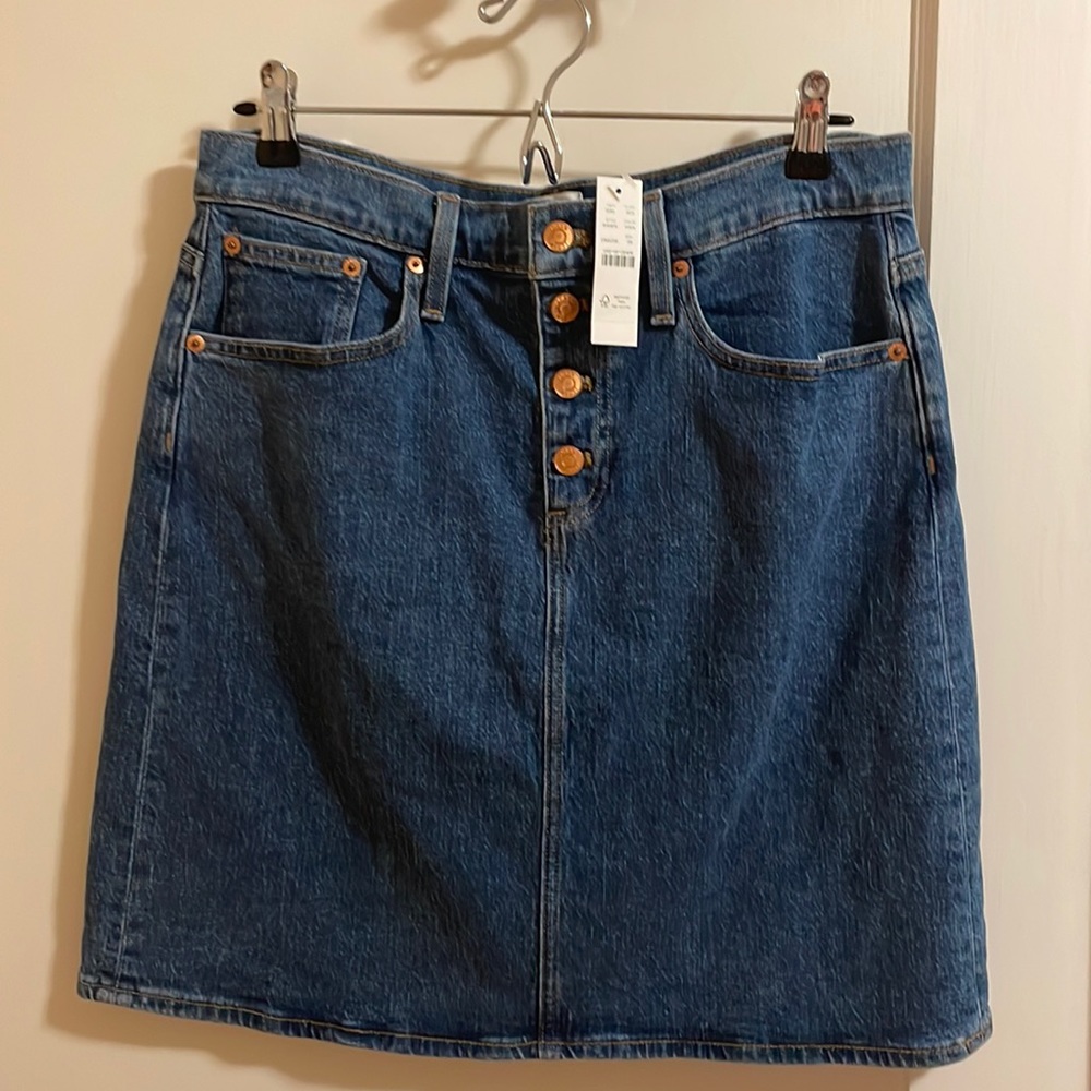 NWT J.Crew denim skirt, size 29.
